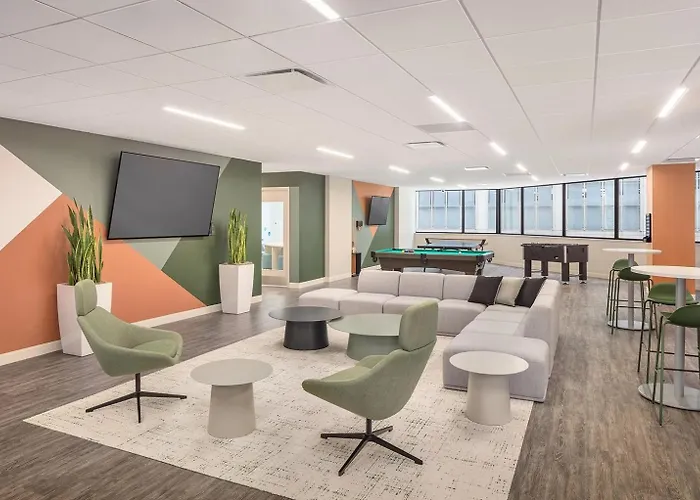 Streeterville W Pool Gym Nr Navy Pier Chi-787